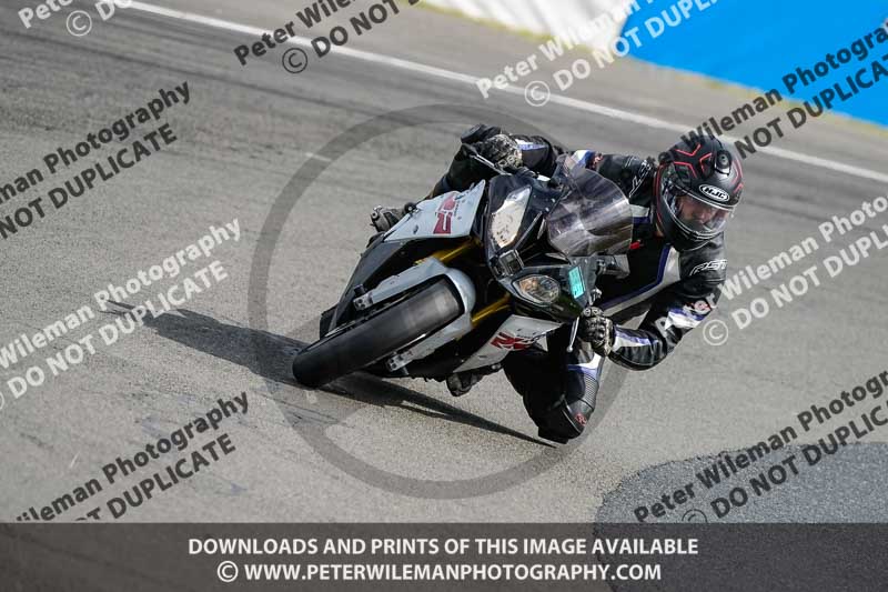 donington no limits trackday;donington park photographs;donington trackday photographs;no limits trackdays;peter wileman photography;trackday digital images;trackday photos
